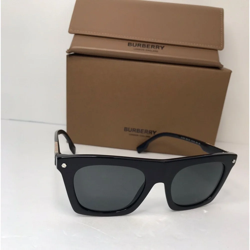 Burberry Camron Grey Rectangular Men's Sunglasses BE4318 300187 51.
